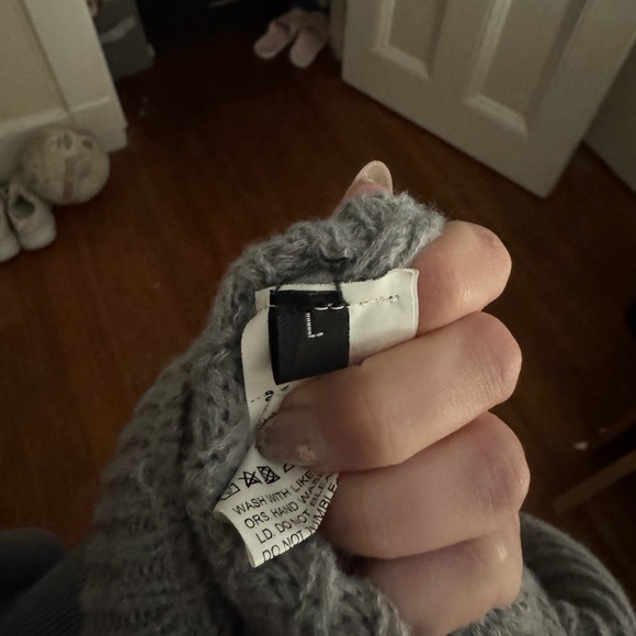 super cute grey knitted cropped cardigan / shrug / bolero - Picture 2 of 2